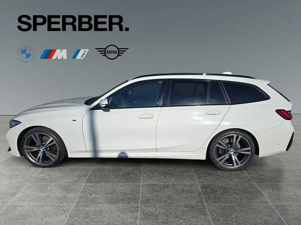 Gebraucht BMW 320 Performance 184 PS (135 kW) 2023 Weiß Kombi