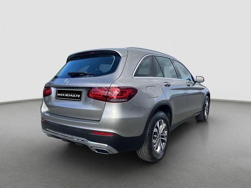 Gebraucht Mercedes GLC220 Exclusive 194 PS (142 kW) 2020 Mojavesilber SUV