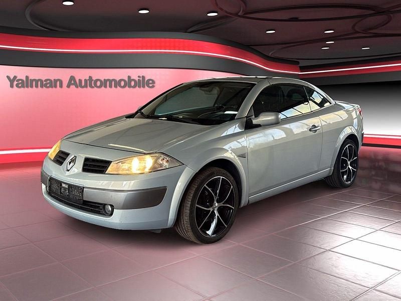 Grün Gebraucht 2004 Renault Mégane Cabriolet Authentique Cabrio | 990 € (Superpreis) - Bild 1/4