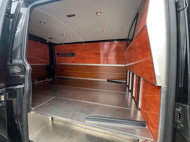 Schwarz Gebraucht 2004 VW T5 Van | 6.900 € (Teuer) - Bild 1/4