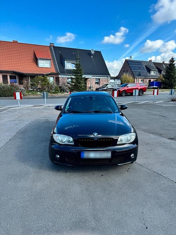 Gebraucht BMW 120 163 PS (119 kW) 2005 Schwarz Kleinwagen