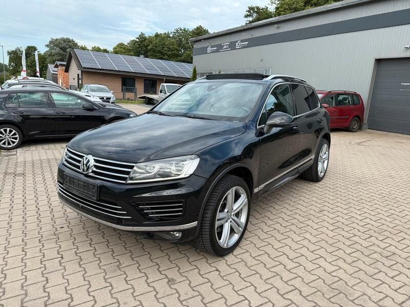 Schwarz Gebraucht 2015 VW Touareg SUV | 20.700 € (Superpreis) - Bild 1/4