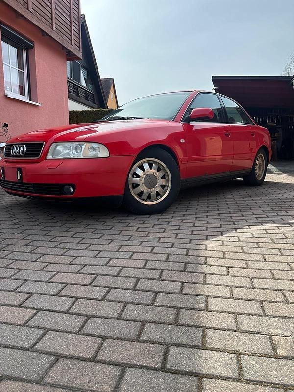 Gebraucht Audi A4 193 PS (141 kW) 1999 Rot Limousine