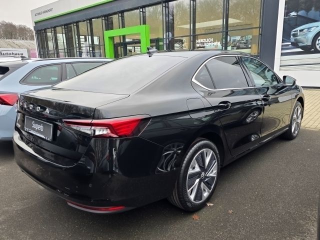 Gebraucht Skoda Superb Selection 150 PS (110 kW) 2022 Schwarz Limousine