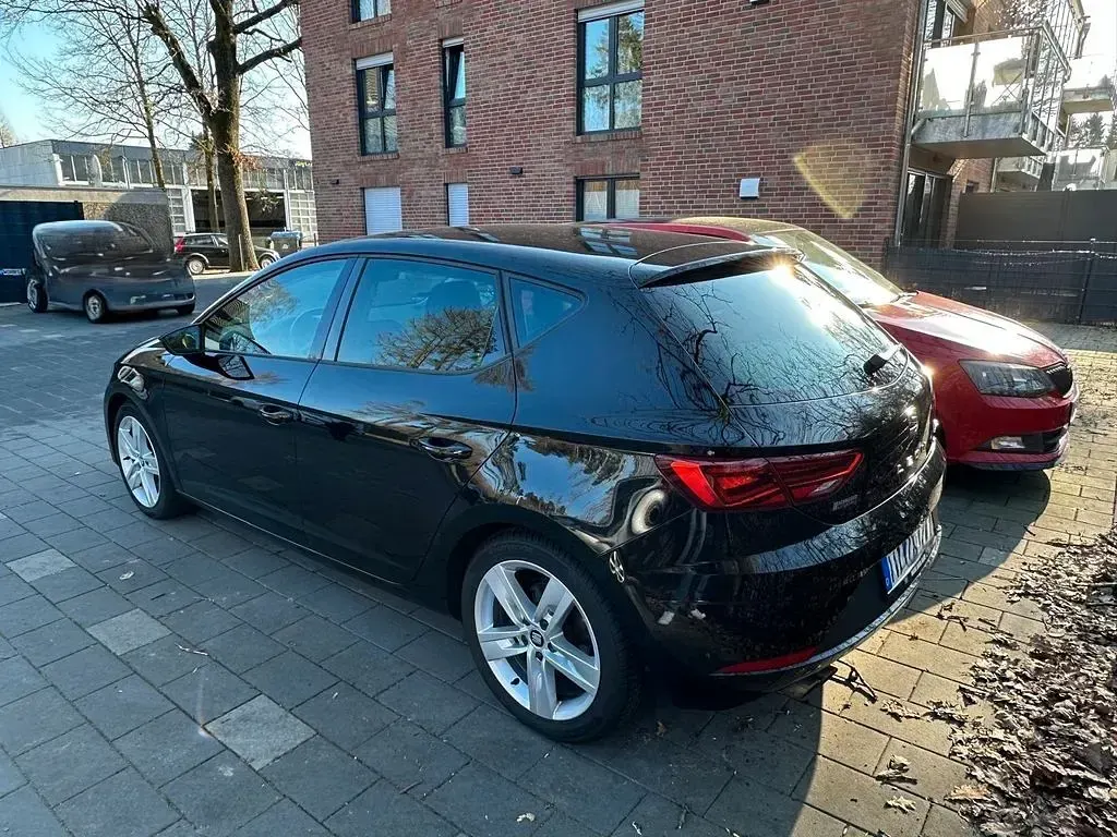 Gebraucht Seat Leon FR 179 PS (131 kW) 2017 Schwarz Limousine