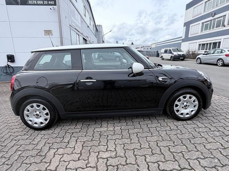 Gebraucht Mini Cooper 136 PS (100 kW) 2015 Schwarz Kleinwagen