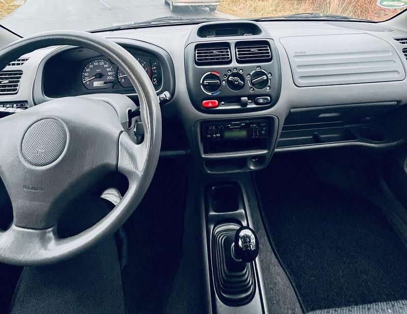 Gebraucht Suzuki Ignis 83 PS (61 kW) 2000 Grün Kleinwagen