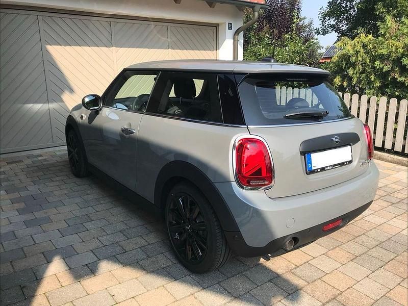 Gebraucht Mini ONE 102 PS (75 kW) 2018 Grau Kleinwagen