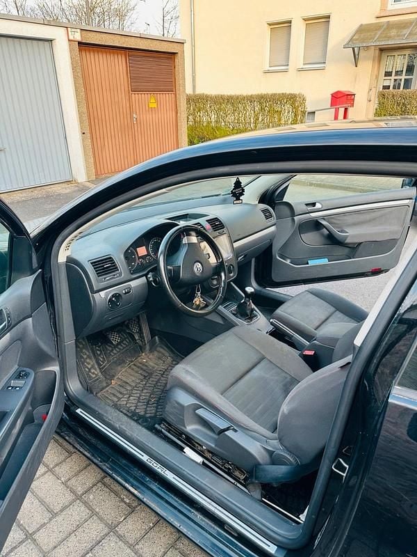 Gebraucht VW Golf 105 PS (77 kW) 2006 Schwarz Coupé
