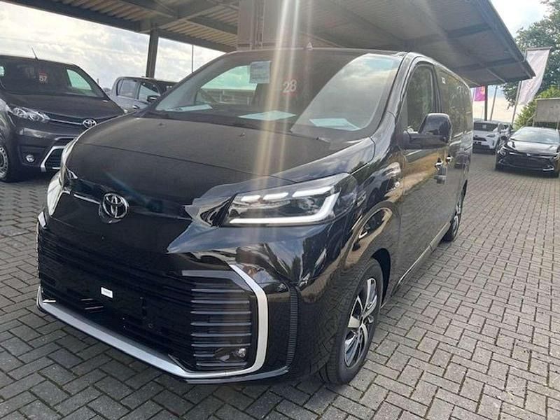 Black met. Neu 2025 Toyota Proace Verso Lounge Kombi | 53.690 € (Etwas zu teuer) - Bild 1/4