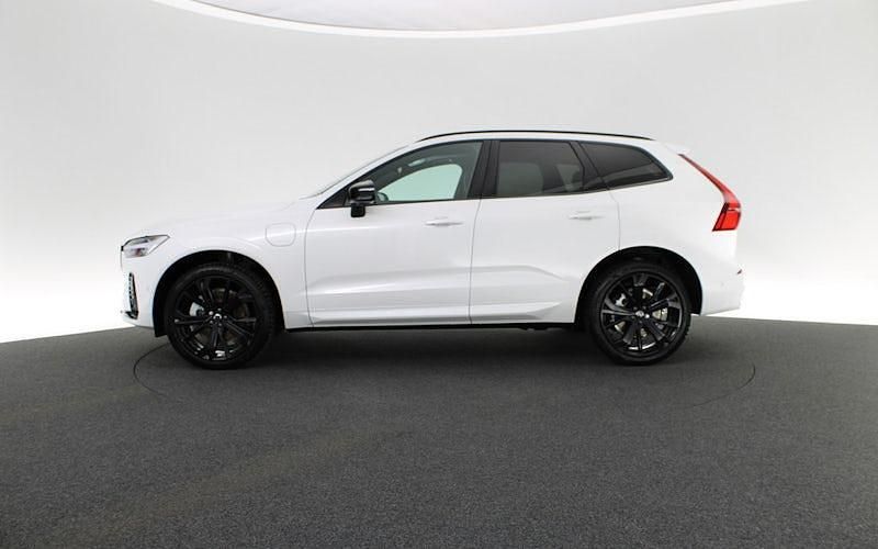 Neu Volvo XC60 Plus 455 PS (334 kW) 2026 Crystal weiss SUV