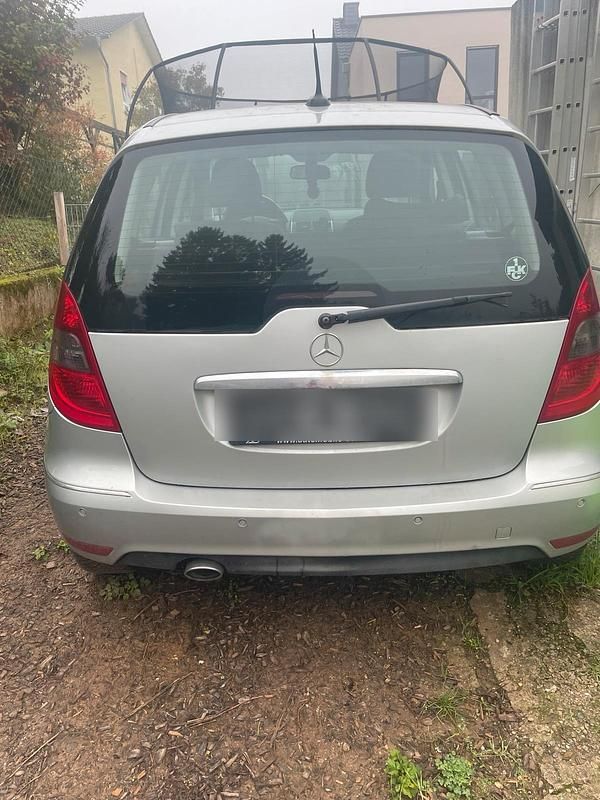 Gebraucht Mercedes A160 82 PS (60 kW) 2010 Silber Kleinwagen