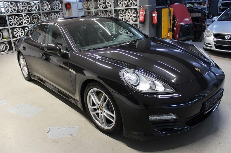 Gebraucht Porsche Panamera 250 PS (183 kW) 2013 Basaltschwarz Limousine