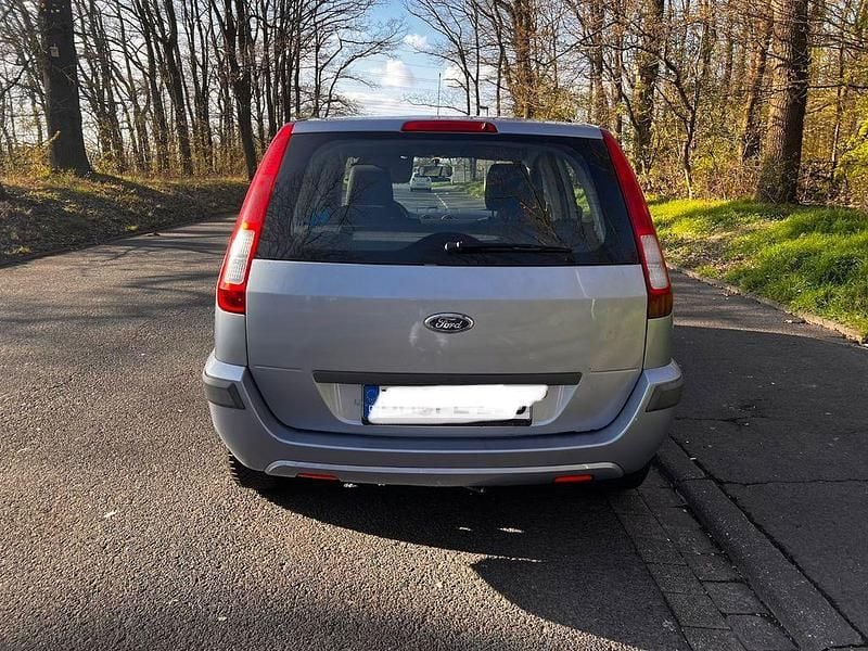 Gebraucht Ford Fusion 68 PS (50 kW) 2006 Blau Kleinwagen