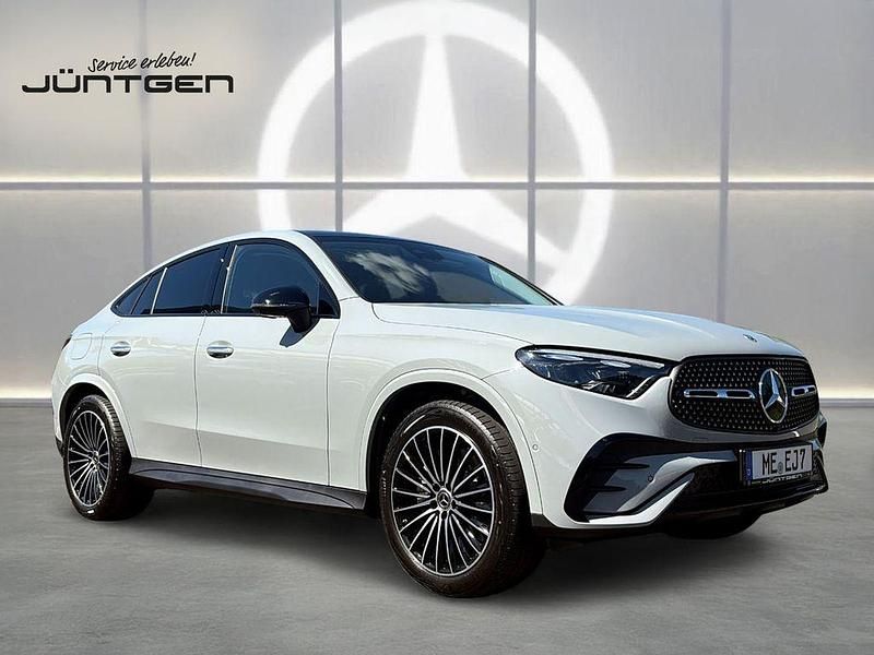 Grau Gebraucht 2025 Mercedes GLC450 Coupé | 89.888 € (Teuer) - Bild 1/4
