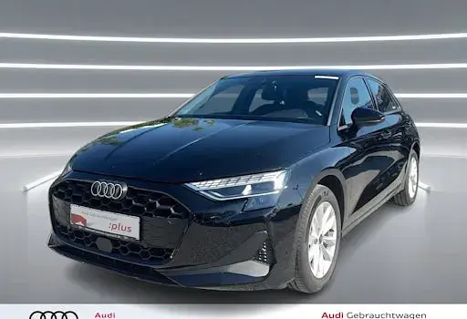 Gebraucht Audi A3 Ambiente 116 PS (85 kW) 2025 Limousine