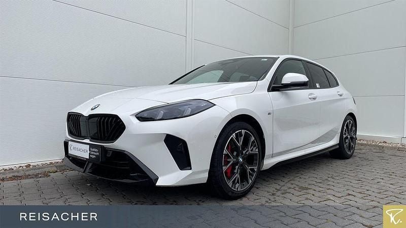 Alpinweiß uni Gebraucht 2024 BMW 120 Basis Kleinwagen | 33.699 € (Fairer Preis) - Bild 1/4