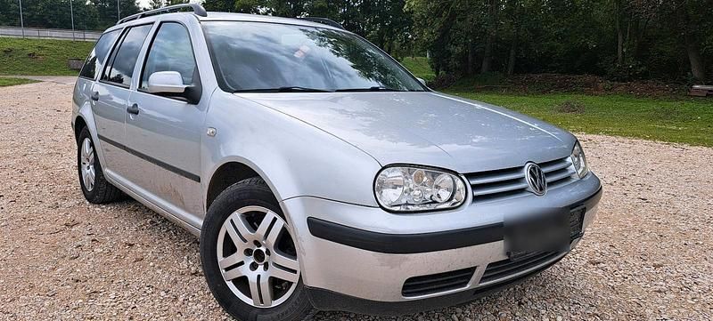 Silber Gebraucht 2002 VW Golf IV Kombi | 899 € (Superpreis) - Bild 1/4