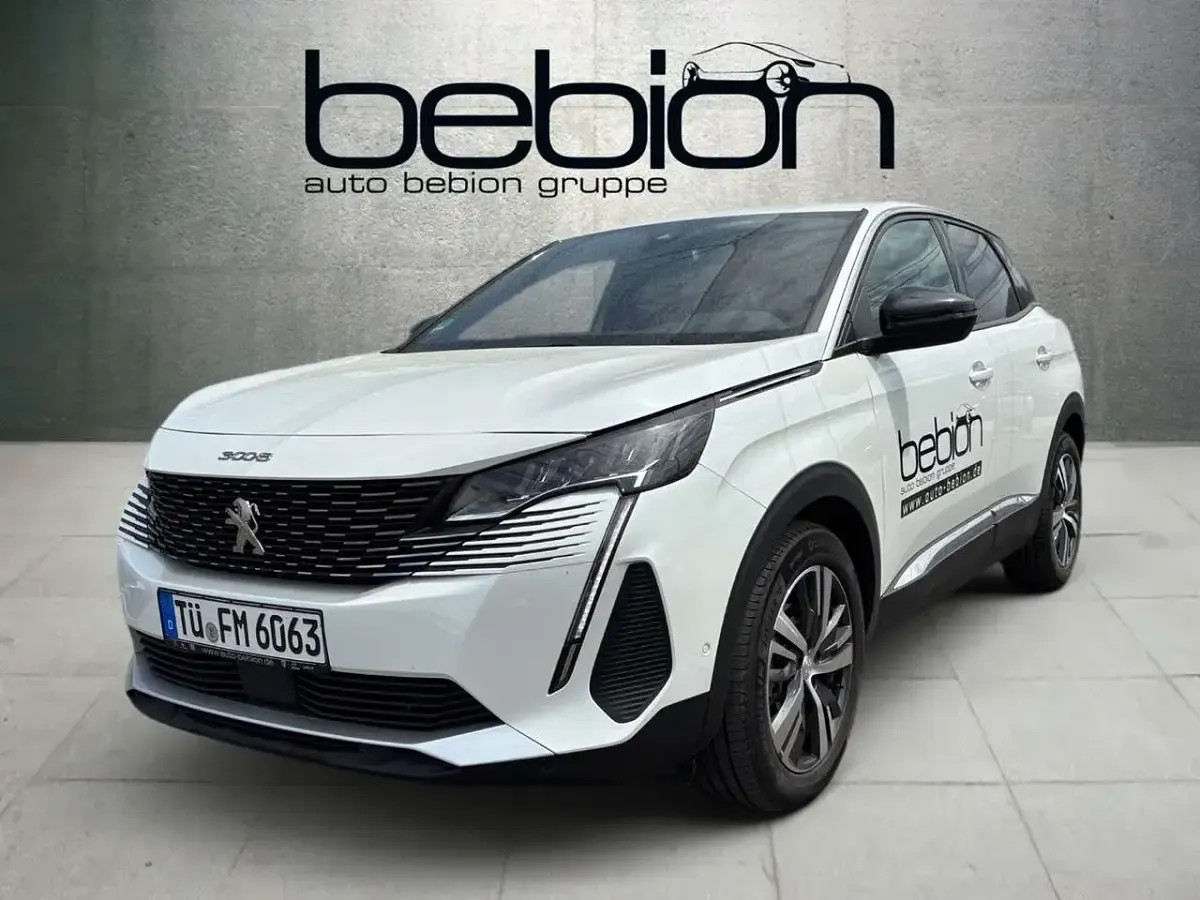Gebraucht Peugeot 3008 Allure 136 PS (100 kW) 2024 Limousine