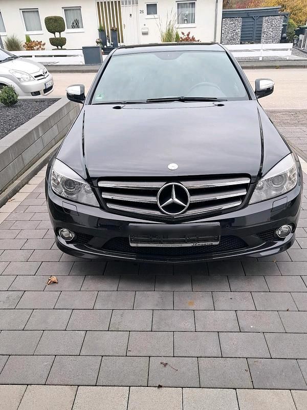 Schwarz Gebraucht 2008 Mercedes C280 AMG Limousine | 9.900 € (Fairer Preis) - Bild 1/4