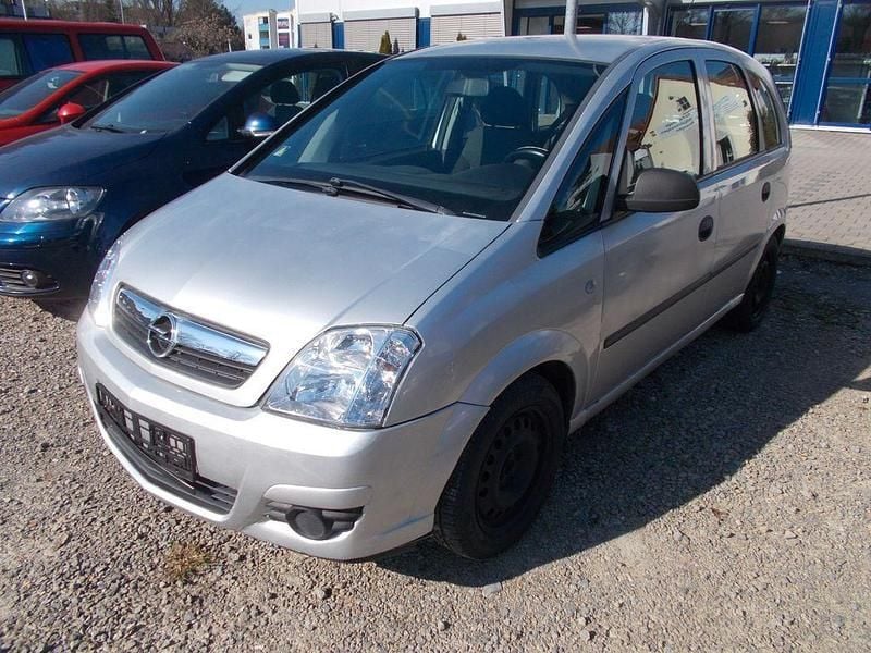 Gebraucht Opel Meriva Selection 90 PS (66 kW) 2009 Silber Van / Kleinbus