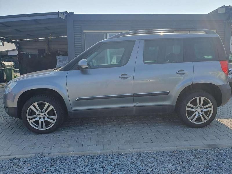 Gebraucht Skoda Yeti Plus Edition 170 PS (125 kW) 2011 Grau SUV