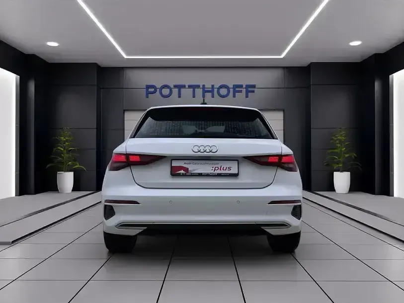 Gebraucht Audi A3 Advanced 150 PS (110 kW) 2024 Weiß Limousine