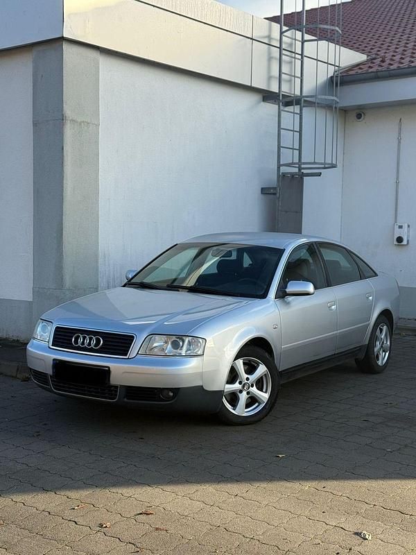 Silber Gebraucht 2002 Audi A6 Comfort Limousine | 1.650 € (Superpreis) - Bild 1/4