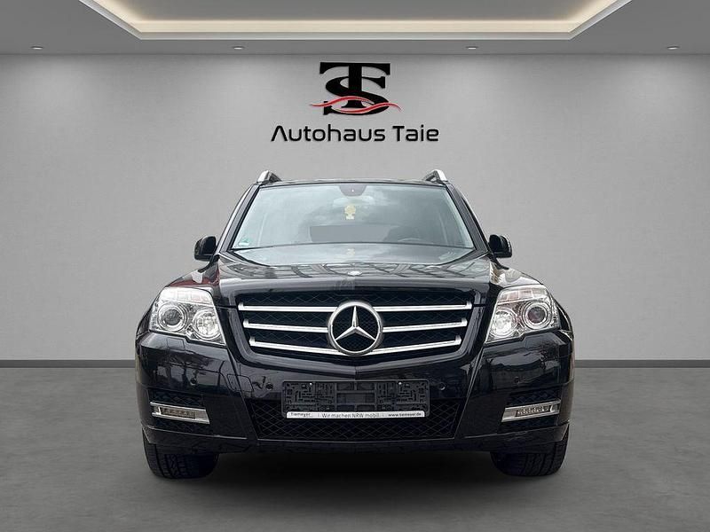 Gebraucht Mercedes GLK200 143 PS (105 kW) 2011 Schwarz SUV