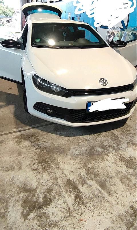 Weiß Gebraucht 2012 VW Scirocco Coupé | 9.750 € (Fairer Preis) - Bild 1/4