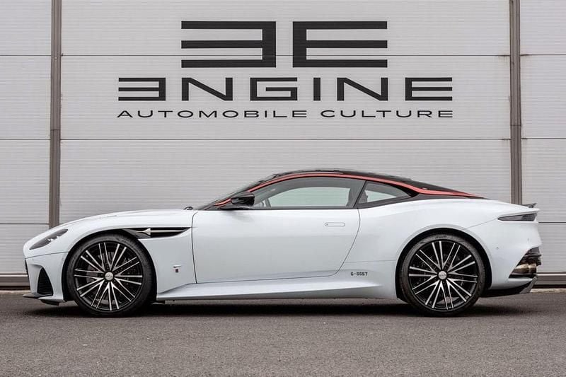 Gebraucht Aston Martin DBS 725 PS (533 kW) 2019 Weiß