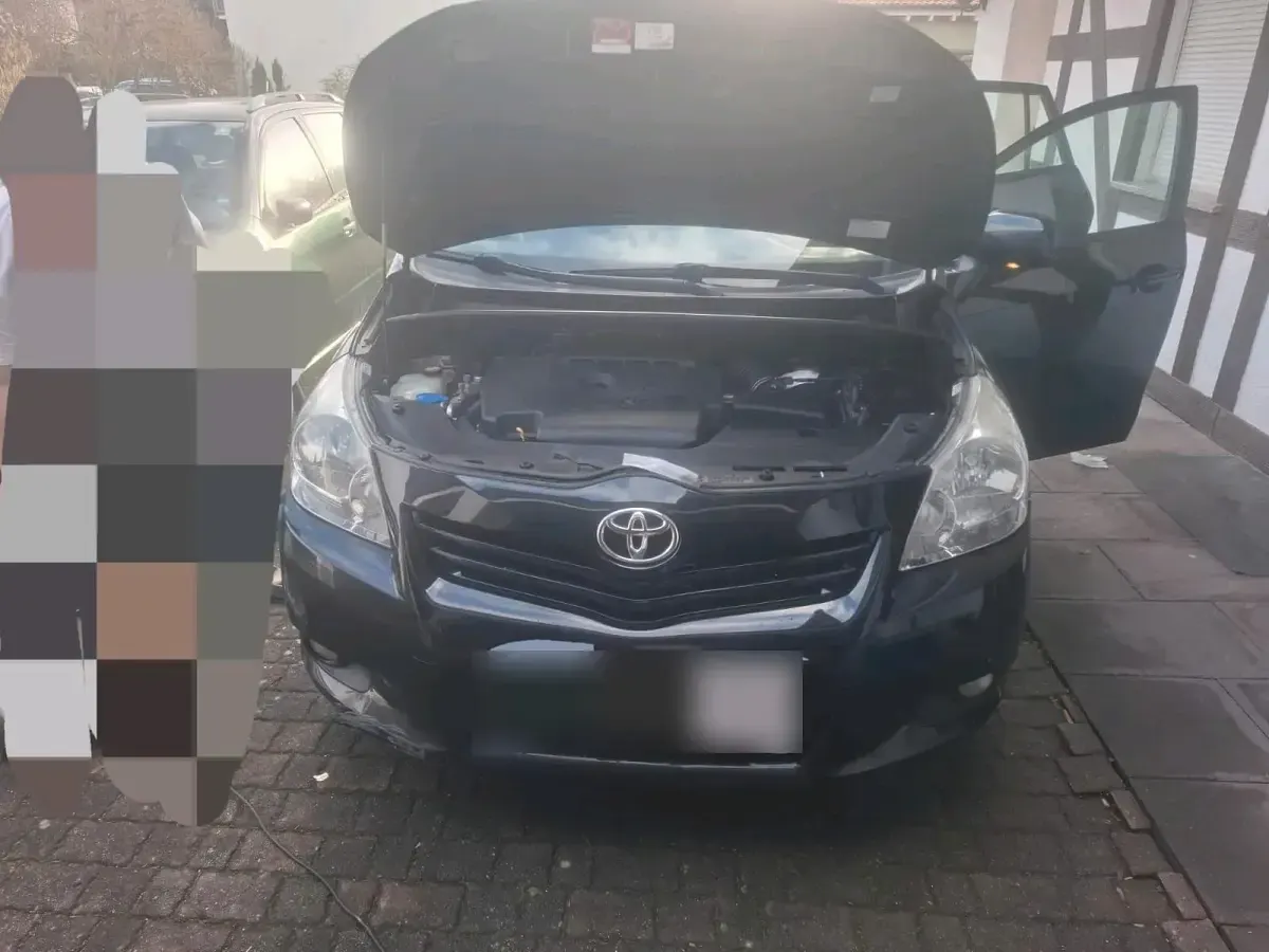 Gebraucht Toyota Aygo 172 PS (126 kW) 2011 Schwarz Kleinwagen