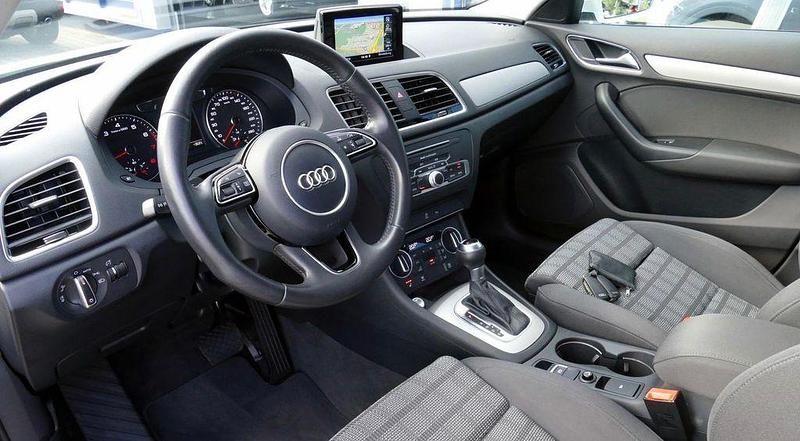 Gebraucht Audi Q3 Sport 150 PS (110 kW) 2015 Weiß SUV