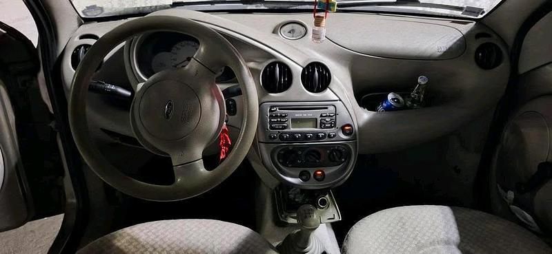 Gebraucht Ford Ka 60 PS (44 kW) 2003 Andere farben Kleinwagen