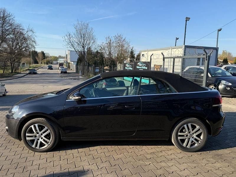 Gebraucht VW Golf Basis 105 PS (77 kW) 2011 Schwarz Cabrio