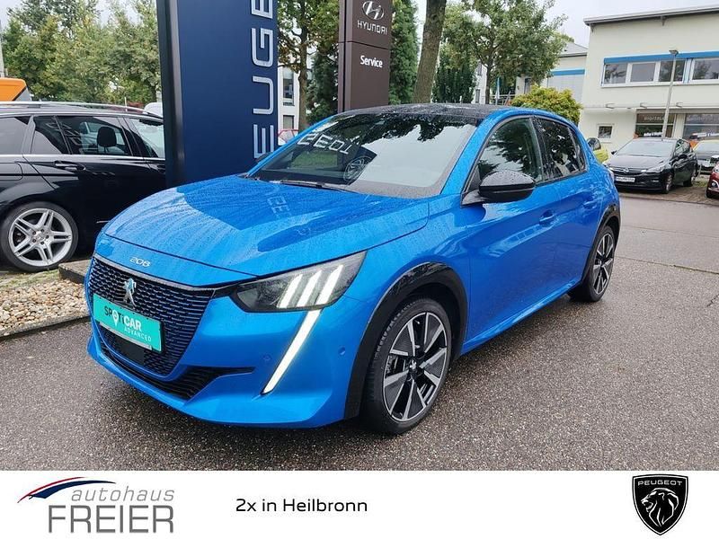 Blau Gebraucht 2021 Peugeot e-208 GT Kleinwagen | 15.490 € (Guter Preis) - Bild 1/4