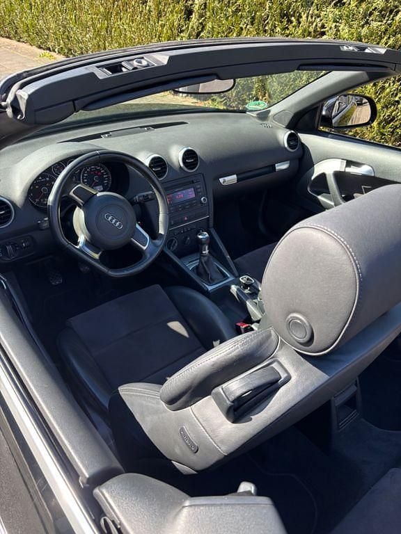 Gebraucht Audi A3 Cabriolet Ambition 105 PS (77 kW) 2010 Schwarz Cabrio