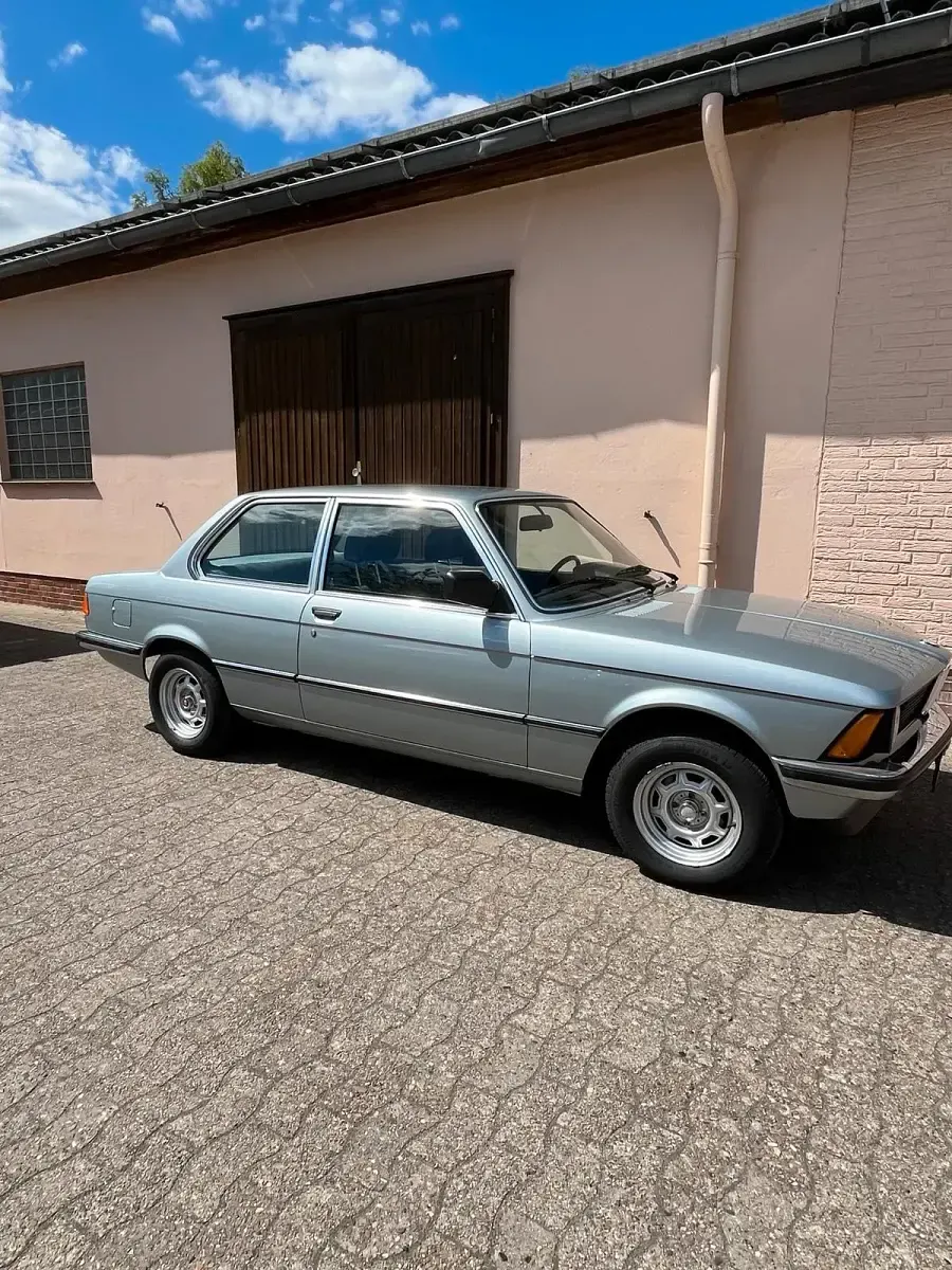 Gebraucht BMW 316 1981 Blau Limousine
