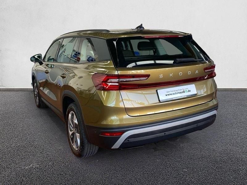 Gebraucht Skoda Kodiaq Selection 150 PS (110 kW) 2024 Bronxgoldmetallic met. SUV