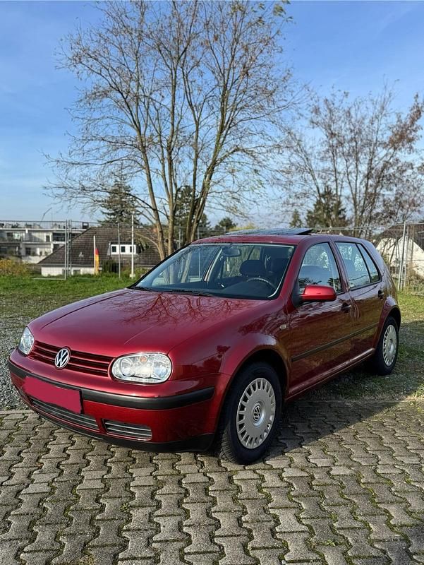 Rot Gebraucht 1998 VW Golf IV Kleinwagen | 2.500 € (Fairer Preis) - Bild 1/4