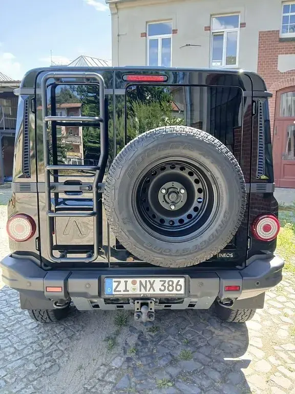 Gebraucht Ineos Grenadier 249 PS (183 kW) 2024 Schwarz Kombi