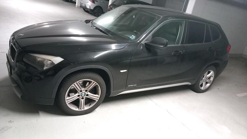 Usado BMW X1 150 CV (110 kW) 2010 Negro SUV