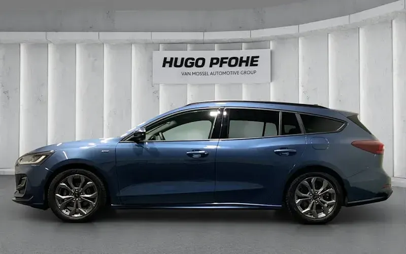 Używany Ford Focus ST-Line 155 KM (114 kW) 2025 Niebieski Kombi