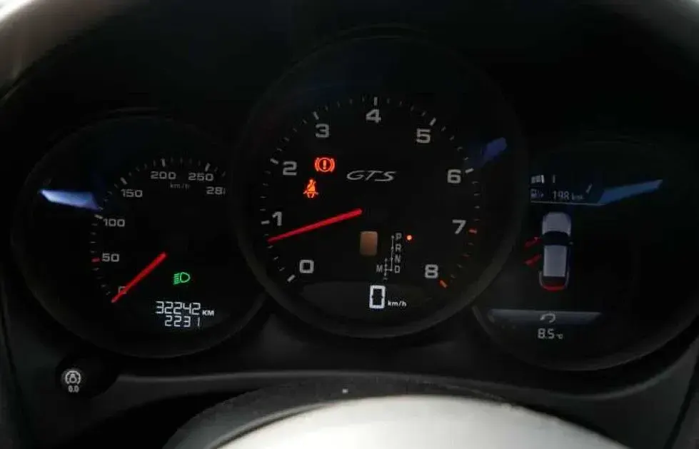 Gebraucht Porsche Macan 381 PS (280 kW) 2021 Schwarz SUV