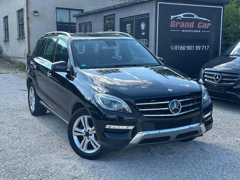 Schwarz Gebraucht 2013 Mercedes ML350 SUV | 13.600 € (Guter Preis) - Bild 1/4