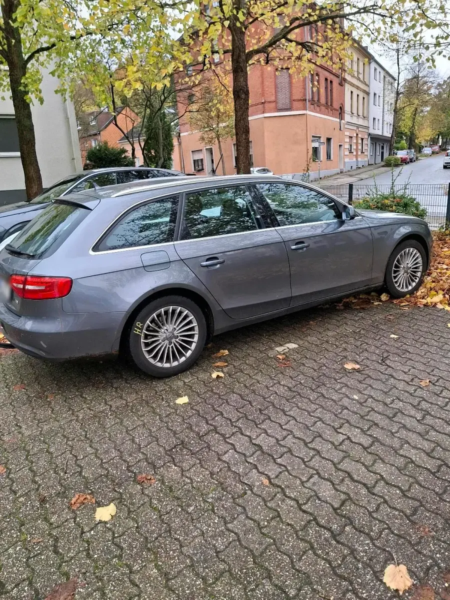 Gebraucht Audi A4 143 PS (105 kW) 2013 Silber Kombi