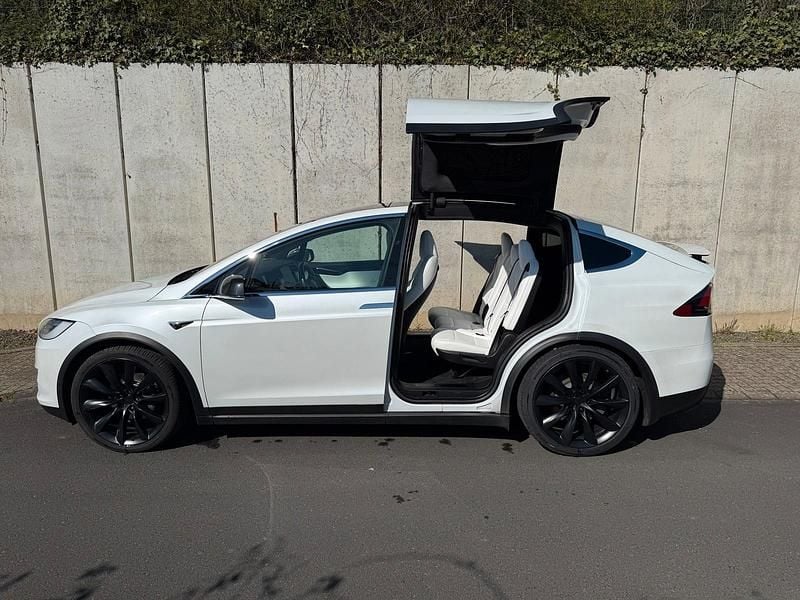 Gebraucht Tesla Model X 419 kW (570 PS) 2020 Weiß SUV