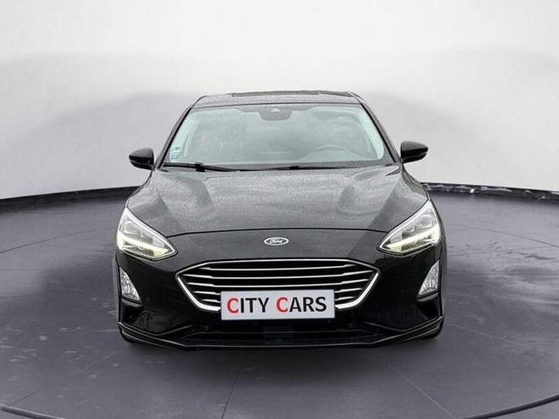 Gebraucht Ford Focus Cool & Connect 125 PS (91 kW) 2018 Schwarz Limousine