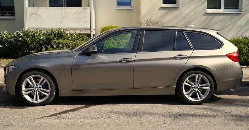 Gebraucht BMW 335 Advantage 313 PS (230 kW) 2015 Silber Kombi