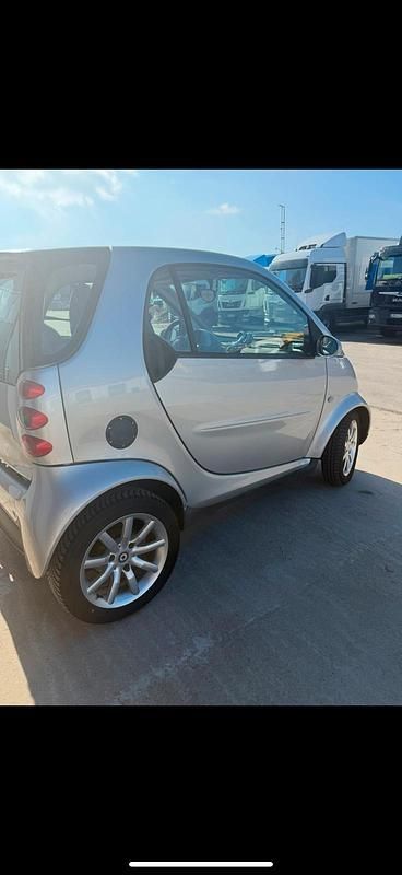 Silber Gebraucht 2005 Smart ForTwo Coupé Coupé | 550 € (Superpreis) - Bild 1/4